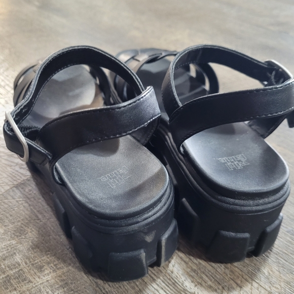 Wild Fable Black Avril Fisherman Chunky Sandals, Size 7.5 - Picture 7 of 12